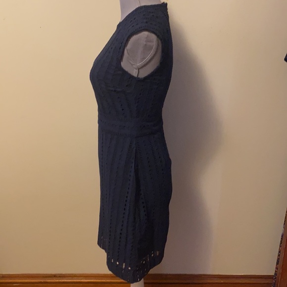 🦋 banana republic🦋  Blue Eyelt Dress🦋 - Picture 7 of 12